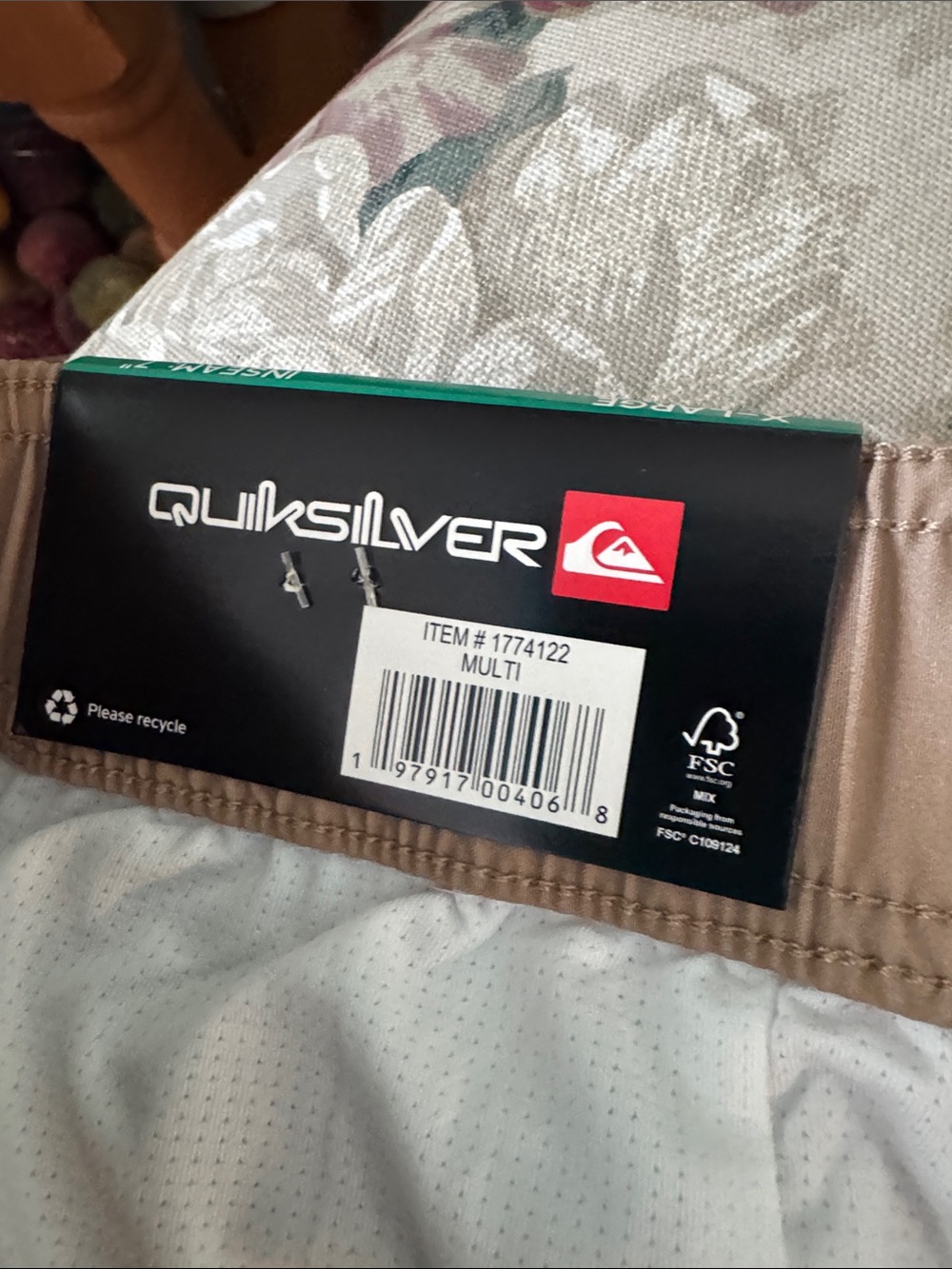 Quiksilver Men’s Orange, Tan and Cream Striped Boardshorts - Picture 6 of 6